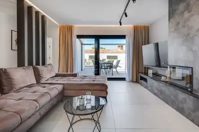 Finora - Adaptacije stanova, kuća, završni radovi u građevinarstvu i kompletna rješenja „ključ u ruke” Zadar