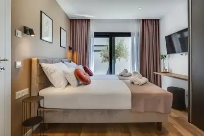 Finora - Adaptacije stanova, kuća, završni radovi u građevinarstvu i kompletna rješenja „ključ u ruke” Zadar