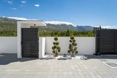 Finora - Adaptacije stanova, kuća, završni radovi u građevinarstvu i kompletna rješenja „ključ u ruke” Zadar